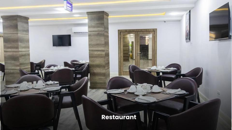 Crownsville Hotel - Airport Road Порт-Харкорт Экстерьер фото